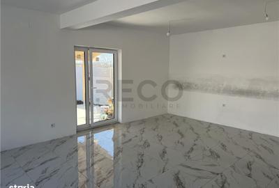 Casă cu 4 camere cu Teren 719 Mp în Livada de Bihor - 2