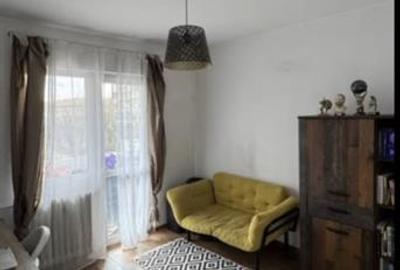 Apartament cu 3 camere decomandat, mobilat în Circumvalațiunii - 1