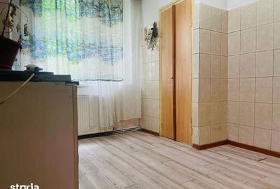 Apartament cu 3 camere în Central - 3