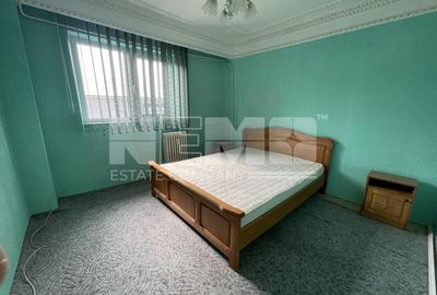 Apartament cu 3 camere semidecomandat în Exterior Sud - 1