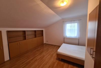 Apartament cu 3 camere decomandat în Valea Aurie - 2