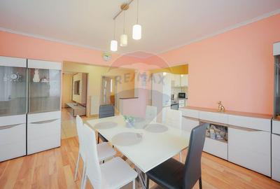 Casa familie mare Episcopia, 6 camere, garaj, curte 500 mp, de vanzare - 2