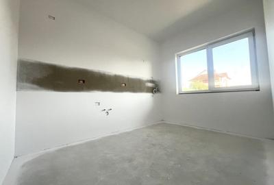 Triplex, 3 camere, 85mp utili, 320mp teren, curent trifazic-Sacalaz - 10