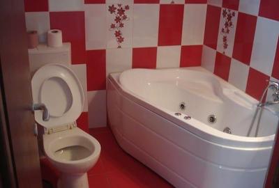 APARTAMENT 3 CAMERE NAVODARI - 8