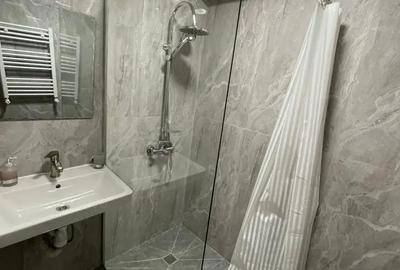 Apartament cu 3 camere în Tractorul - 1