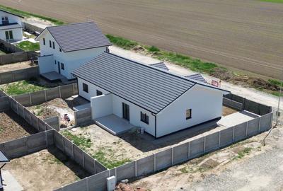 Duplex cu 3 camere cu Canalizare în Bucovăț (Remetea Mare) - 3