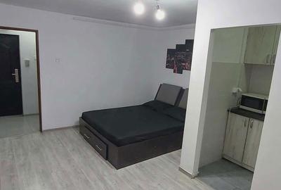 Garsonieră semidecomandată în Craiovei - 3