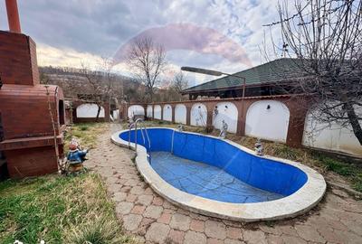Casă cu 4 camere cu Teren 292 Mp în Central - 4
