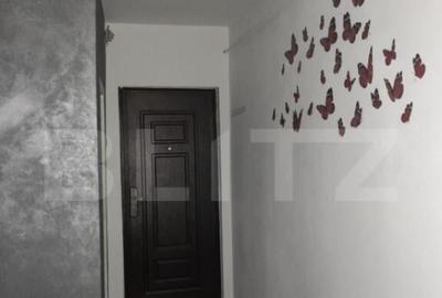 Garsoniera conf 2, zona Piata Mica - 1