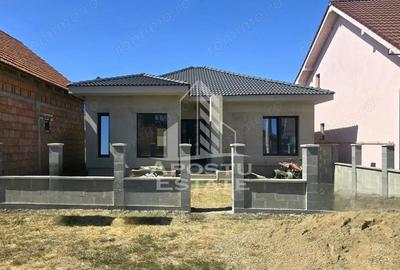 Casa noua, in exclusivitate, in Curtici. - 2