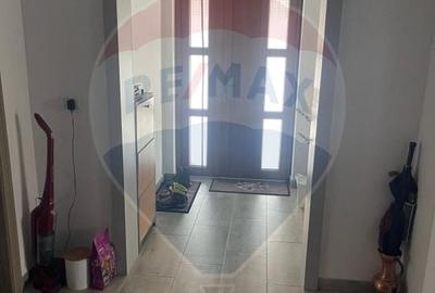 Casă individuală cu 5 camere cu Teren 343 Mp în Est - 22