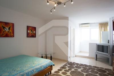 Garsonieră semidecomandată, mobilată în 1 Mai - 2