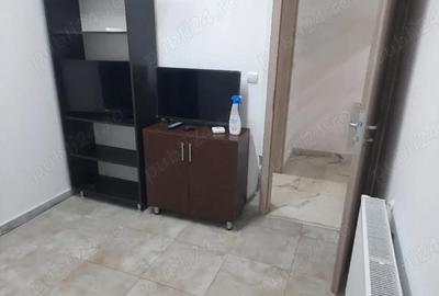 Spațiu comercial, de 105 mp, în Central - 8