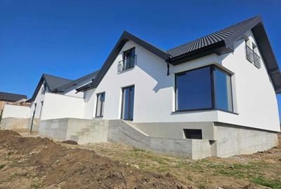 Casă cu 4 camere în Șura Mare - 2