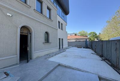 Spațiu comercial, de 244 mp, în Eminescu - 2