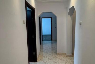 Apartament cu 3 camere decomandat în Milcov - 7