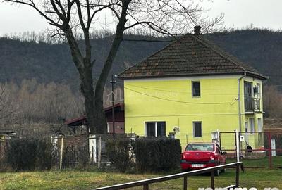 Bocsa Casa D+P+Etj.1. Garaj si Teren, Zona Mioritica. - 13