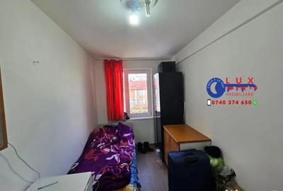 Garsonieră în Vest