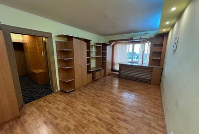 2 camere 54mp decomandat renovat centrala proprie Sector 4 - 1