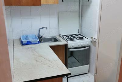 Inchiriez garsoniera zona Frigorifer - 3