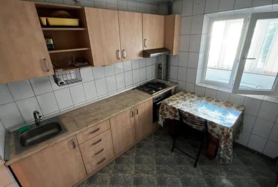 Apartament cu 2 camere decomandat în Rahova
