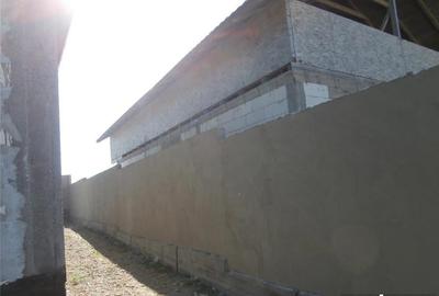 Casă cu 5 camere în Lumina