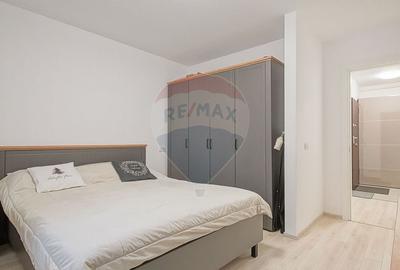 Apartament cu 2 camere decomandat, mobilat în Tractorul - 3