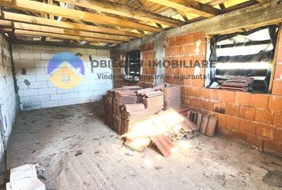 CASA la rosu   comuna STEFAN CEL MARE - 4