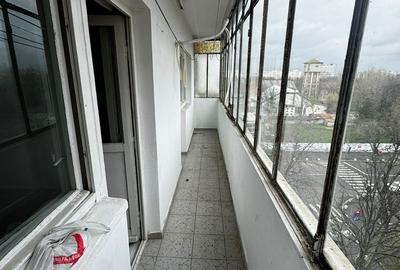 Apartament cu 2 camere semidecomandat în Berceni - 8