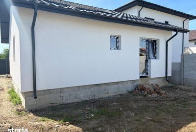 Casă cu 3 camere cu Teren 248 Mp în Central - 5