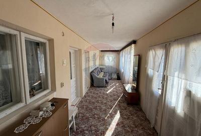 Casa de vanzare Almaj , sat Bogea  4505 mp teren- Negociabil - 5
