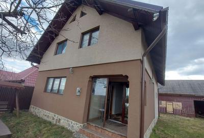 Casă individuală cu 4 camere cu Canalizare în Horodnic de Sus - 1