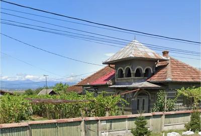 Casa locuibila + teren 2750 mp, central Vacarea, 5 km de Targu Jiu ideal firma solarii magazin - 5