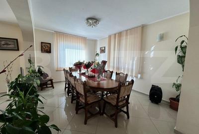 Casă individuală cu 6 camere cu Garaj în Exterior Nord