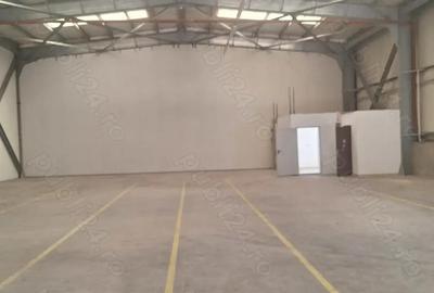 Spațiu comercial, de 210 mp, în Central