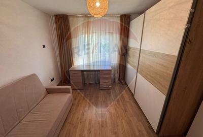 Apartament cu 3 camere de inchiriat in zona Banca Nationala - 5