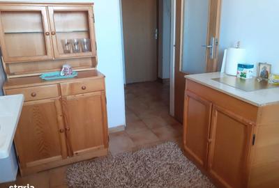 Garsonieră decomandată în Micro 2 - 2