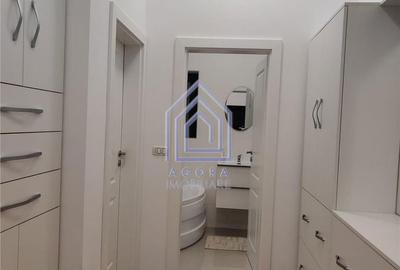 Apartament cu 3 camere decomandat în Central - 2