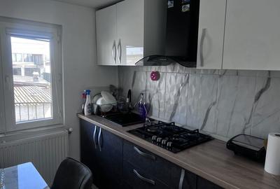 Casă cu 4 camere în Ștefăneștii de Jos - 7