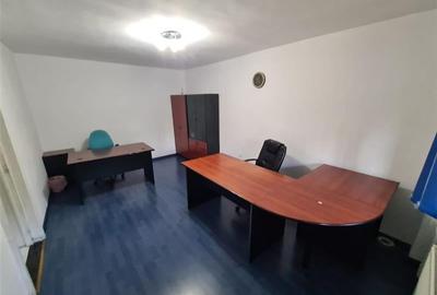 Spatiu 2 camere Centrul Civic- Toamnei - 4