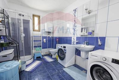 Vila cu 4 camere + terasa + curte + loc de parcare - Bacu... - 30