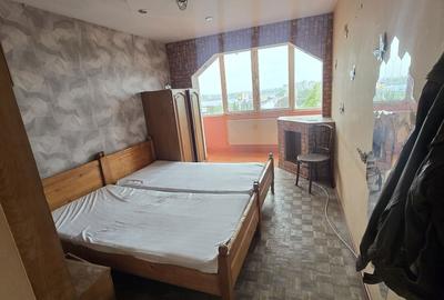 Apartament cu 3 camere decomandat în Sud - 10
