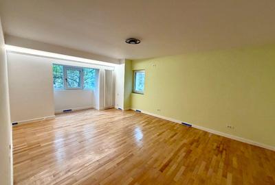 Garsonieră decomandată în Decebal - 1