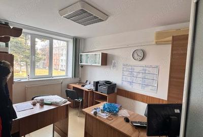 De Vanzare Inchiriere Spa?iu Ideal pentru Firma , 5 Camere, 128 m , cu Vad Comercial Excelent - 1