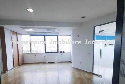 Spațiu comercial, de 90 mp, în Gara - 3