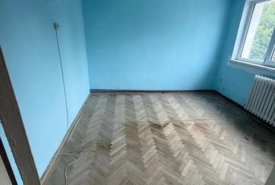 Apartament cu 3 camere decomandat în Ultracentral