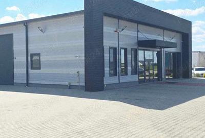 Spațiu comercial, de 585 mp, în Central - 9