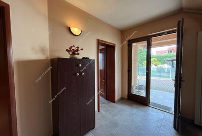 Casă individuală cu 4 camere cu Canalizare în Giroc