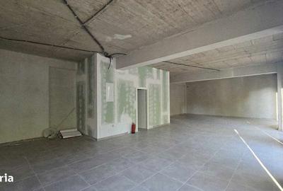 Spațiu comercial, de 102 mp, în Orașul Nou - 4