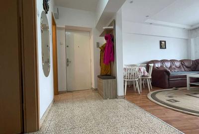 Apartament cu 3 camere decomandat în Vest - 2